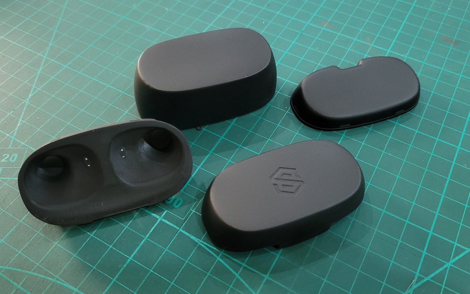 Smart Airbuds Enclosures